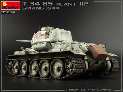 MiniArt 1/35 Military - T-34/85 Plant 112. Spring '44, Interior Kit - 35294