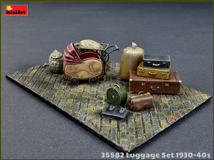MiniArt 1/35 Military - Luggage Set 1930-40s - 35582