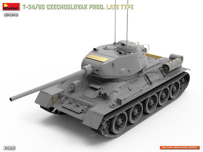 MiniArt 1/35 Military - T34/85 Czechoslovak Prod, Late Type - 37078