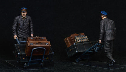 MiniArt 1/35 Military - German Train Station Staff 1930-40's - 38010