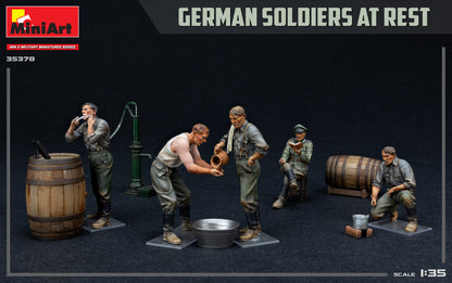 MiniArt 1/35 Military - German Soldiers at Rest (Spec Edition) - 35378
