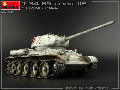 MiniArt 1/35 Military - T-34/85 Plant 112. Spring '44, Interior Kit - 35294