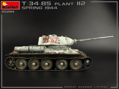 MiniArt 1/35 Military - T-34/85 Plant 112. Spring '44, Interior Kit - 35294