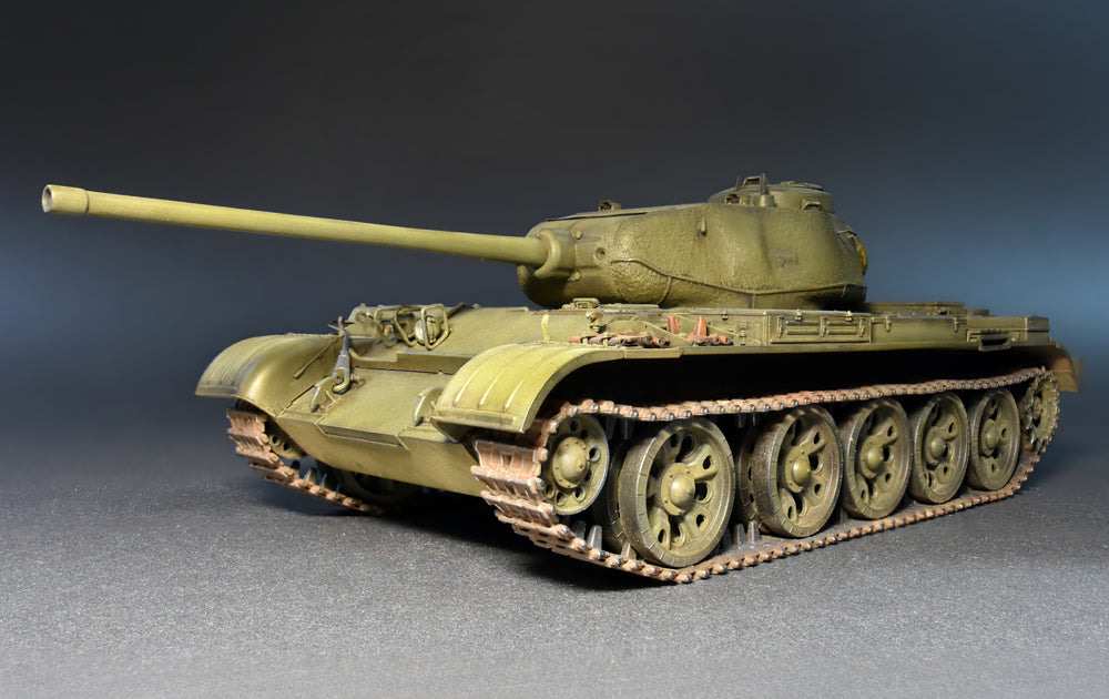MiniArt 1/35 Military - T-44M Soviet Medium Tank - 37002