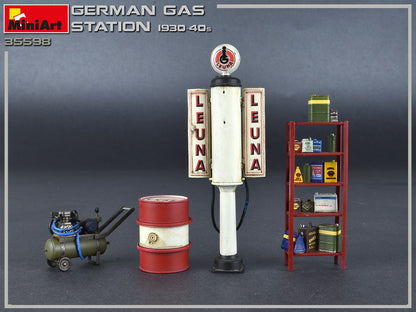 MiniArt 1/35 Military - German Gas Station 1930-40's - 35598