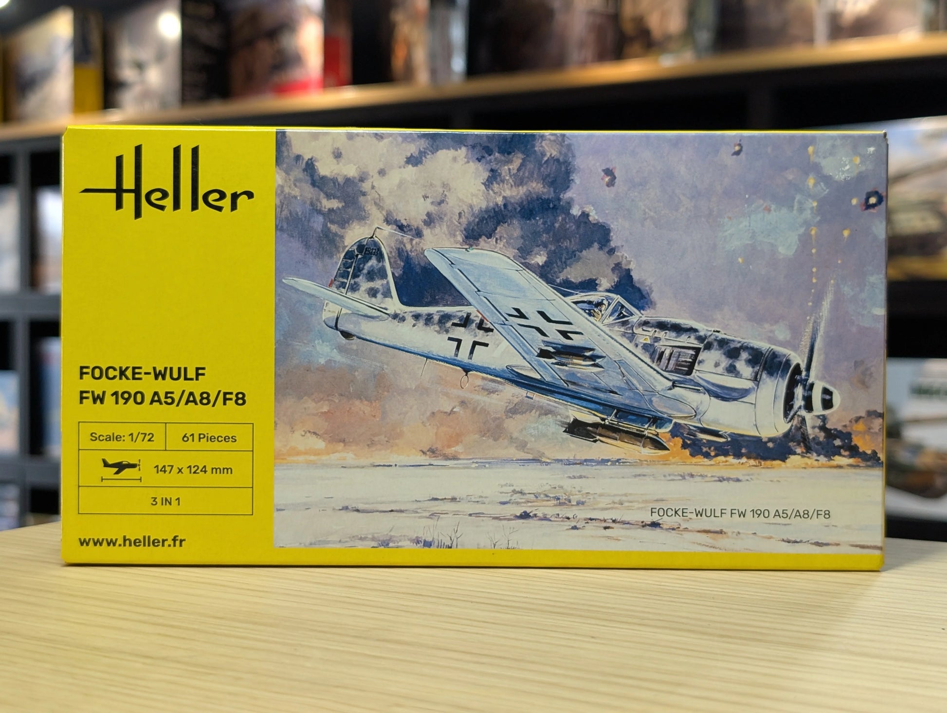 Heller 1/72 Focke Wulf Fw 190 A5/A8/F8 Model Kit 80235 - Product Image
