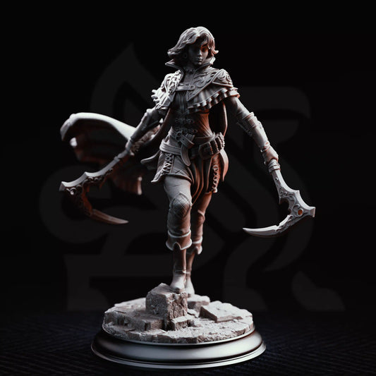 DM Stash Hera, Blood Rogue 32mm miniature front view