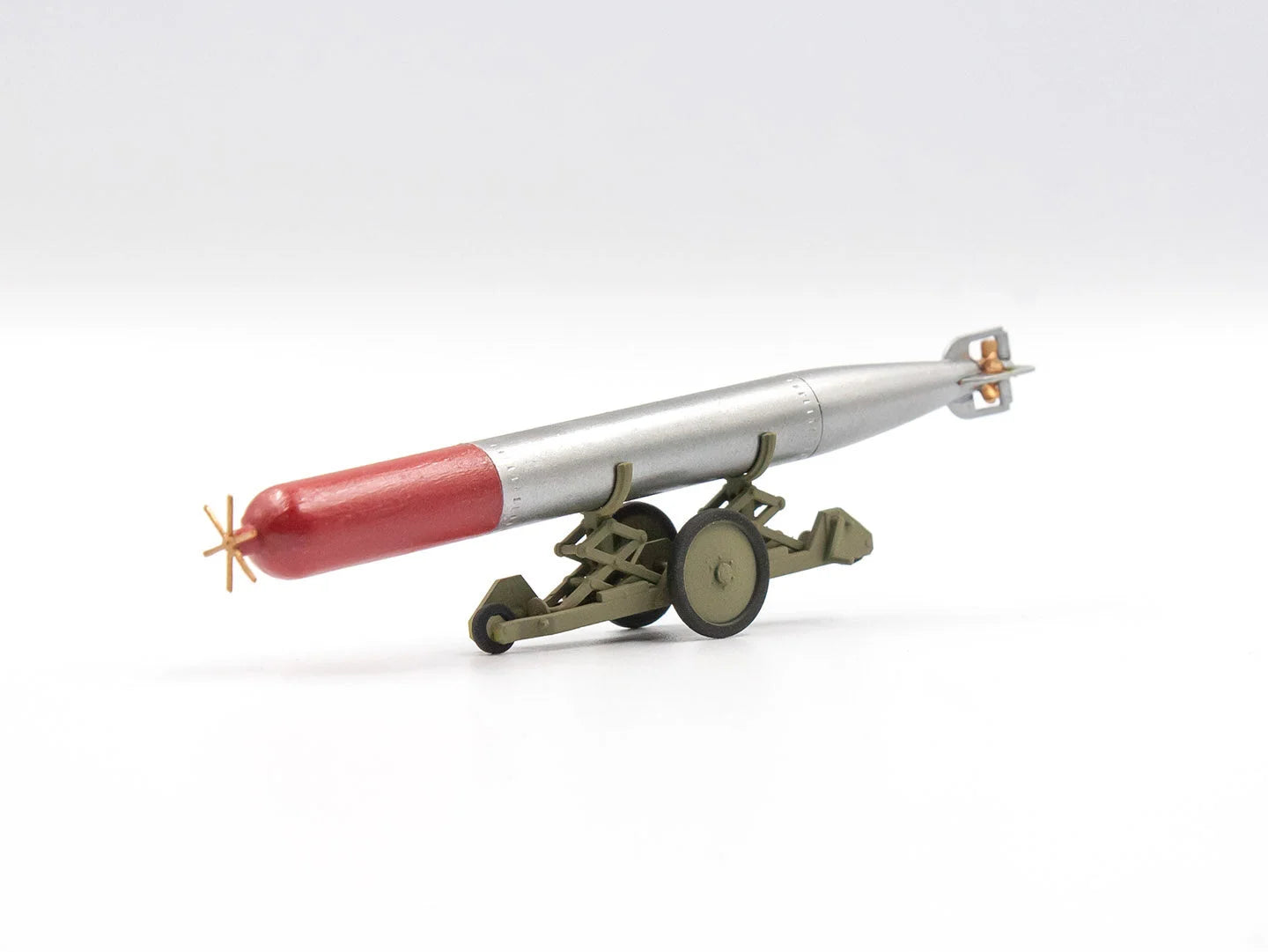 ICM Aircraft 1:48 - WWII British Torpedo Trailer - ICM48405 - Product Image