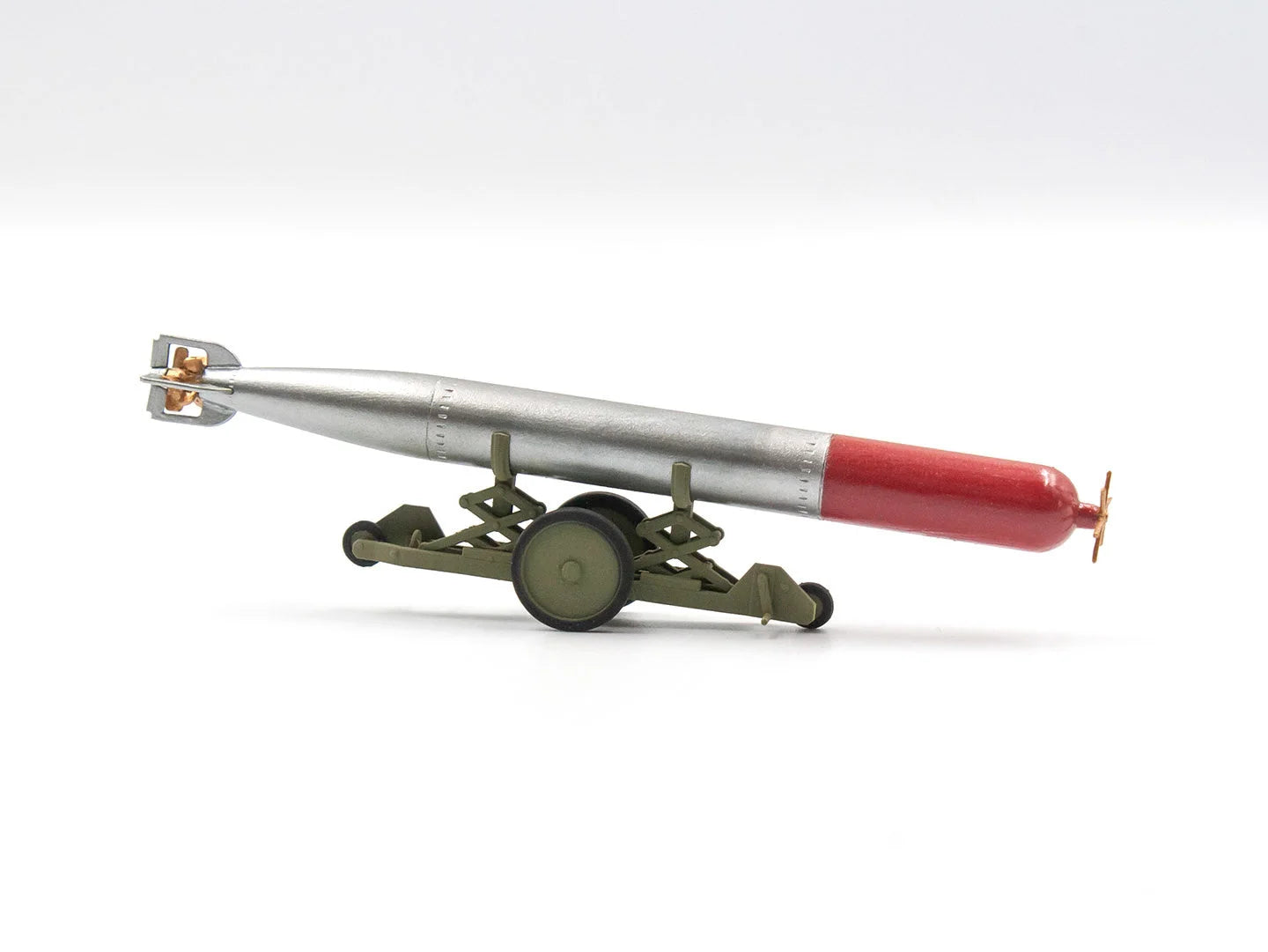 ICM Aircraft 1:48 - WWII British Torpedo Trailer - ICM48405 - Product Image