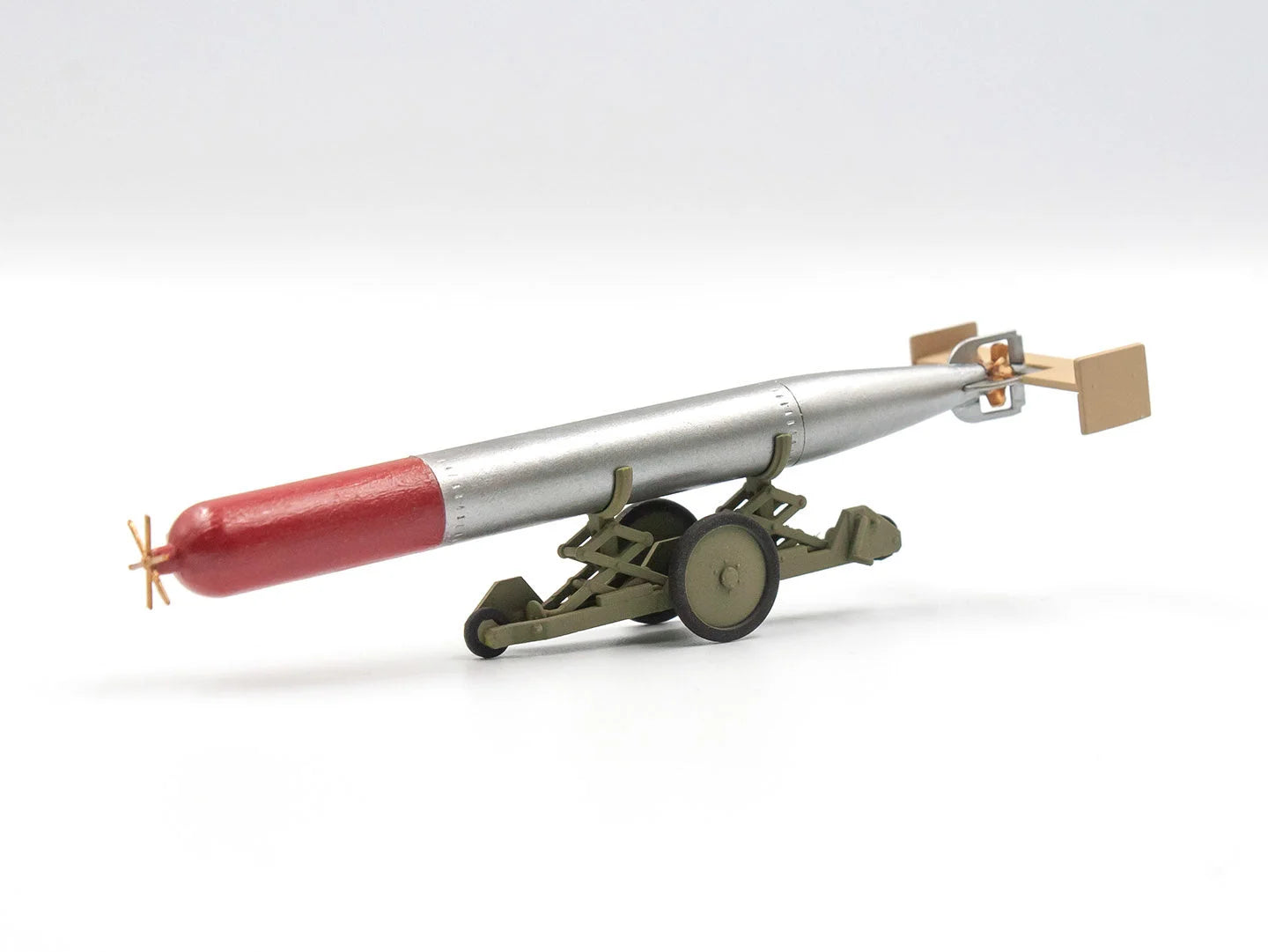 ICM Aircraft 1:48 - WWII British Torpedo Trailer - ICM48405 - Product Image