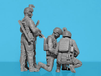 ICM Figures 1:35 - "Quietly Came, Quietly Went" Special Operations Forces of Ukraine (4 Figures) - ICM35752 - Product Image