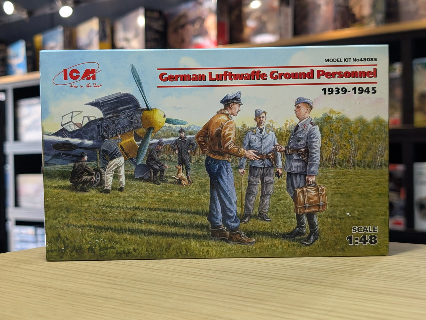 ICM Figures 1:48 - German Luftwaffe Ground Personnel (1939-1945) 7 Figures - ICM48085 - Product Image