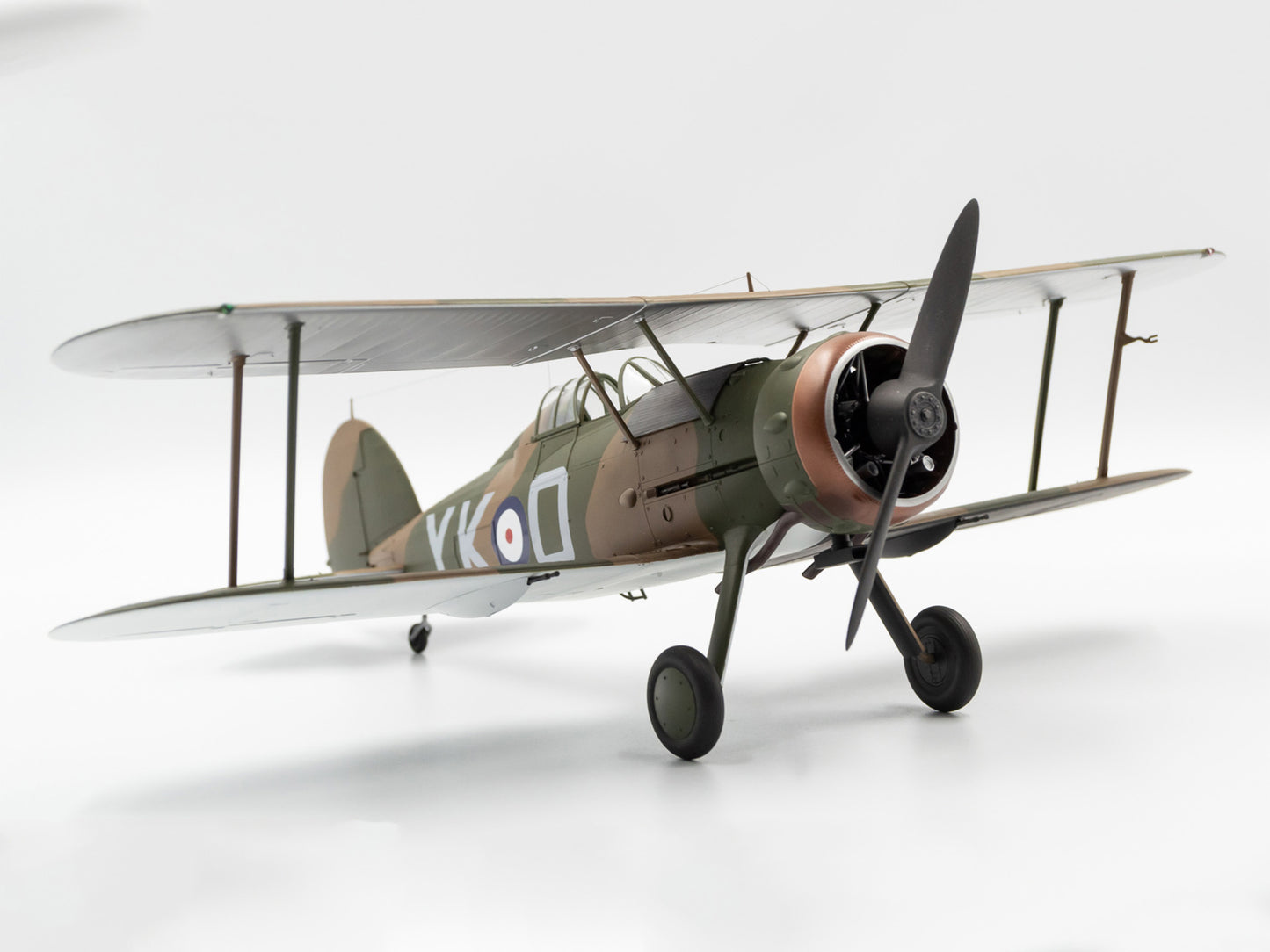 ICM32040