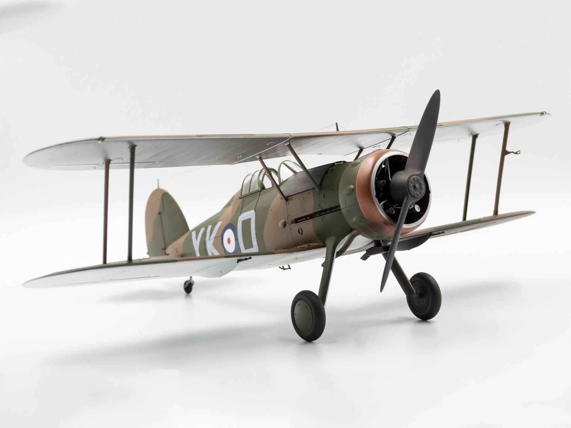 ICM32040