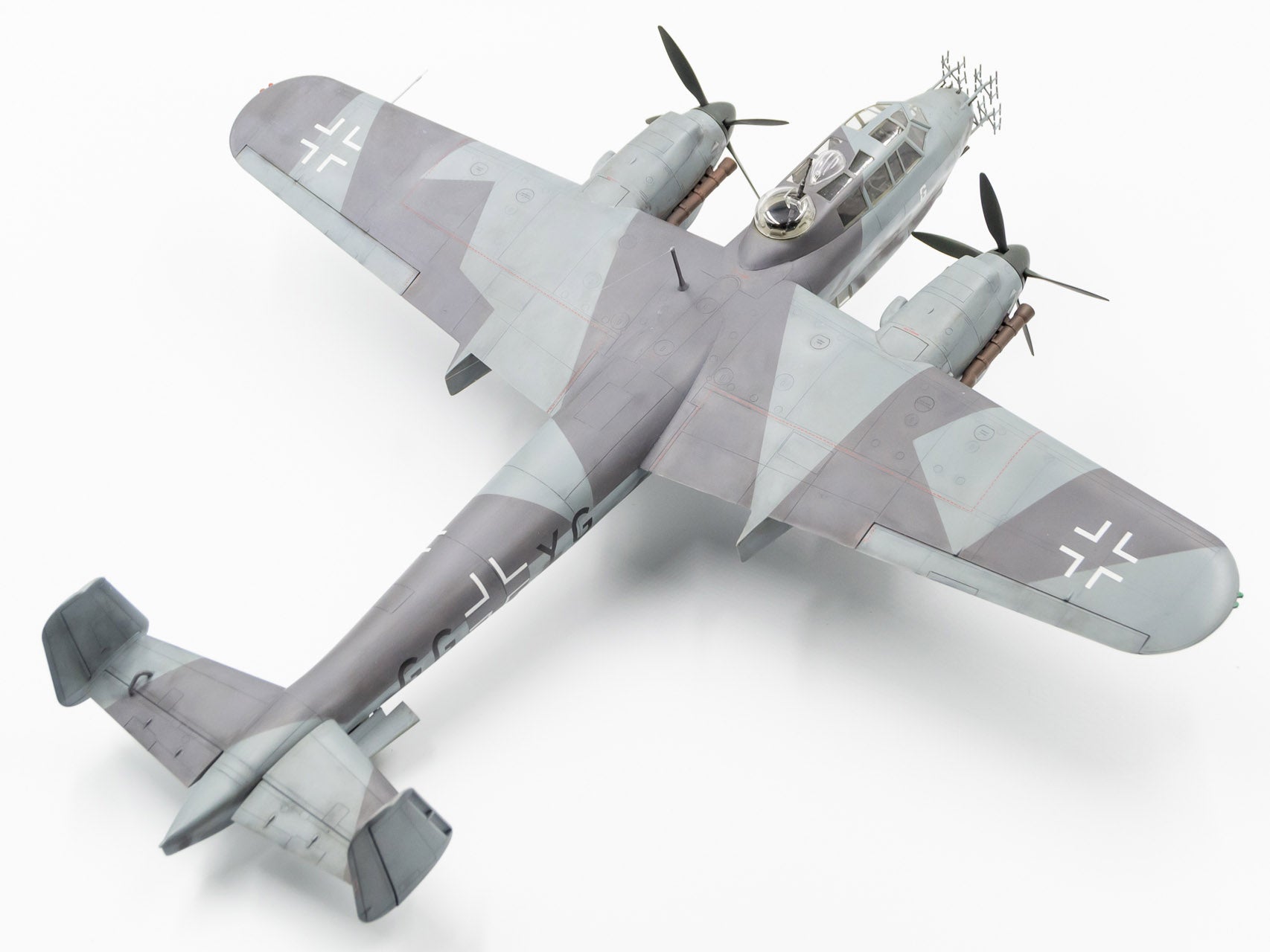 ICM48271
