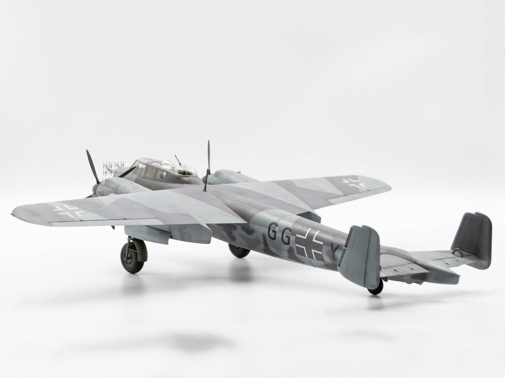 ICM48271