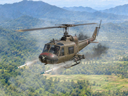 ICM UH-1C Huey Gunship U.S. Attack Helicopter - ICM48293 box art