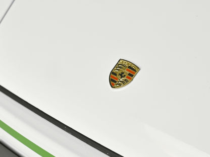 IXO Collections - White Porsche 911 Carsrera RS 2.7 1/8 Scale Metal & Plastic Kit - IXC911FKW