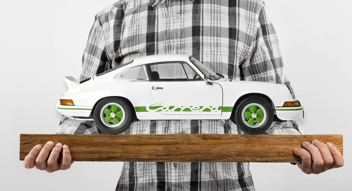 IXO Collections - White Porsche 911 Carsrera RS 2.7 1/8 Scale Metal & Plastic Kit - IXC911FKW