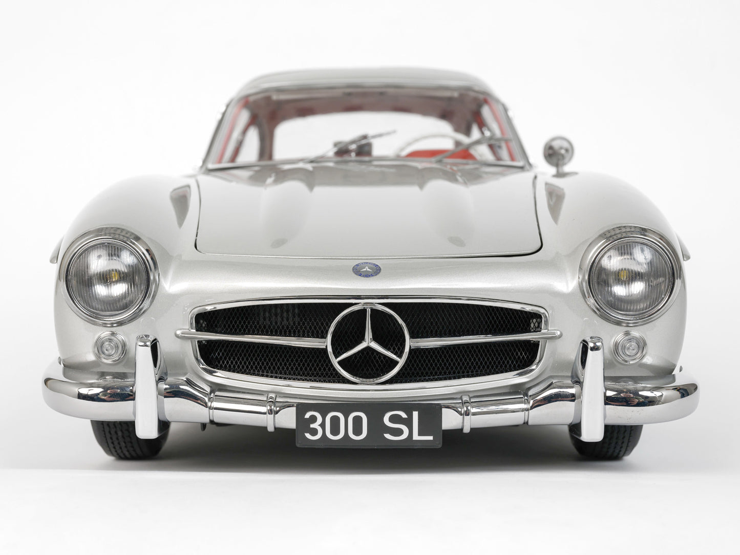 IXO Collections - Mercedes 300 SL Silver 1/8 Scale Metal & Plastic Kit - IXCMBCFK