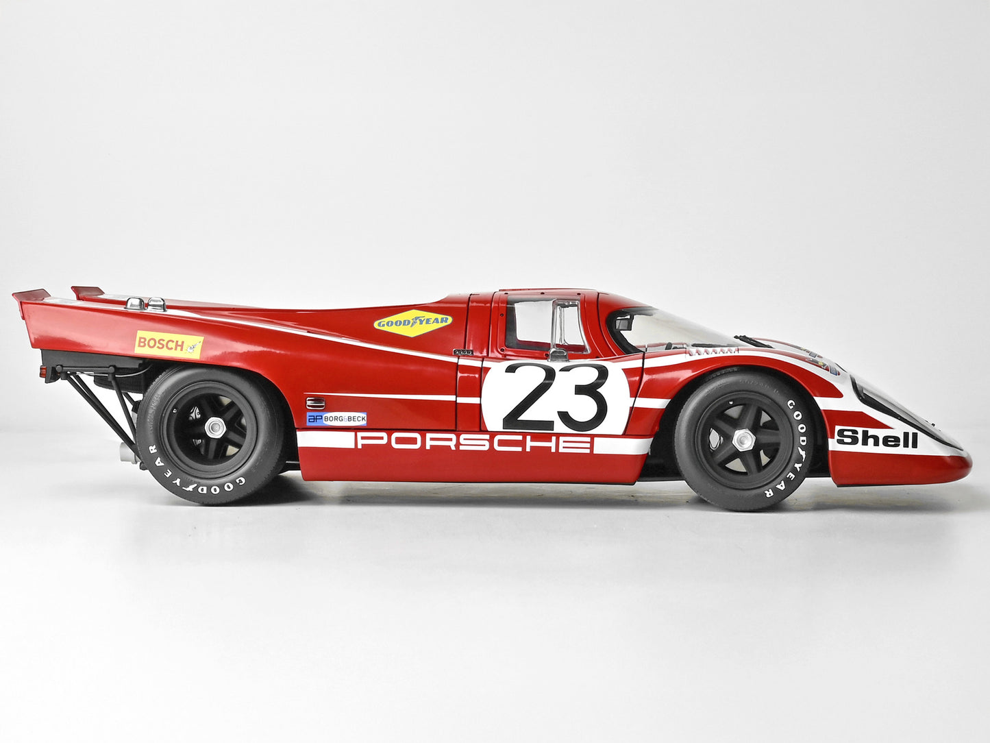 IXO Collections - Porsche 917 KH #23 Salzburg 1/8 Scale Metal & Plastic Kit - IXCPORREDFK
