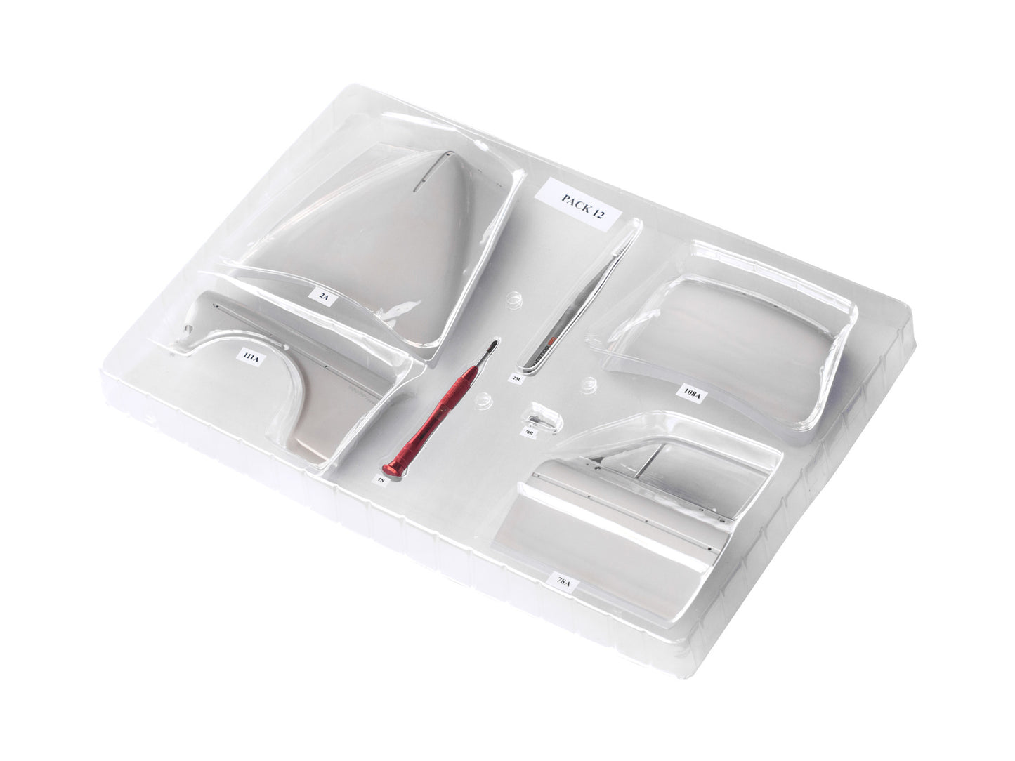 IXO Collections - Volvo S122 Amazon 1/8 Scale Metal & Plastic Kit - IXCVOLFK