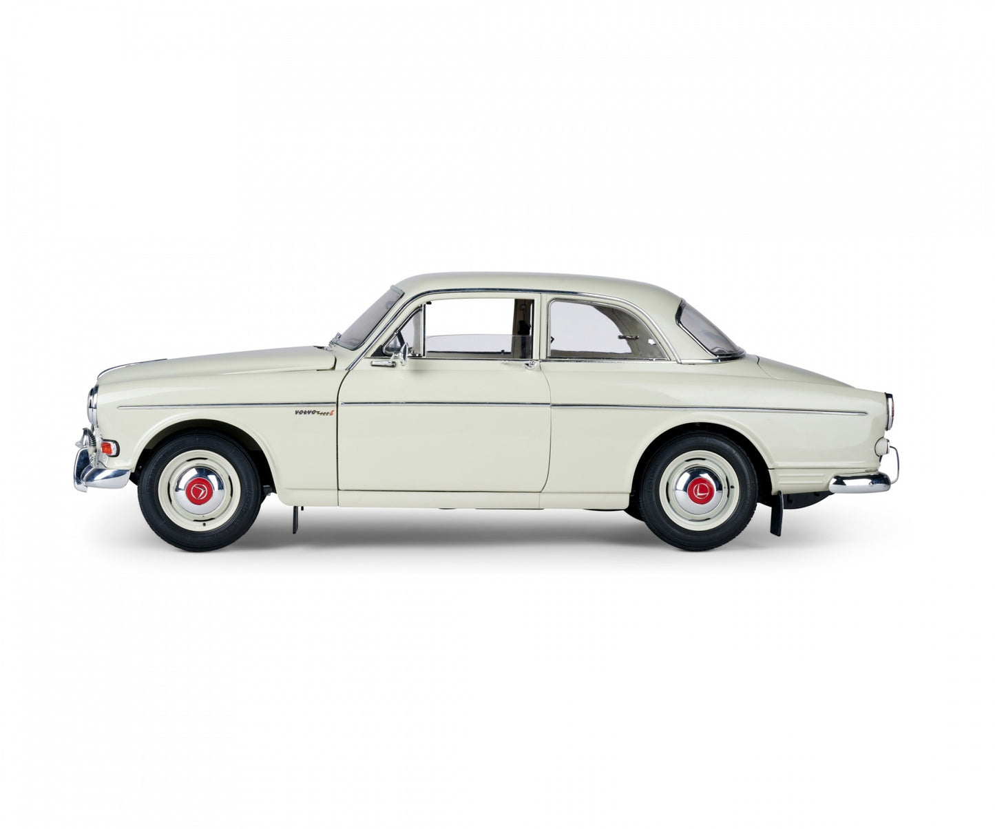 IXO Collections - Volvo S122 Amazon 1/8 Scale Metal & Plastic Kit - IXCVOLFK