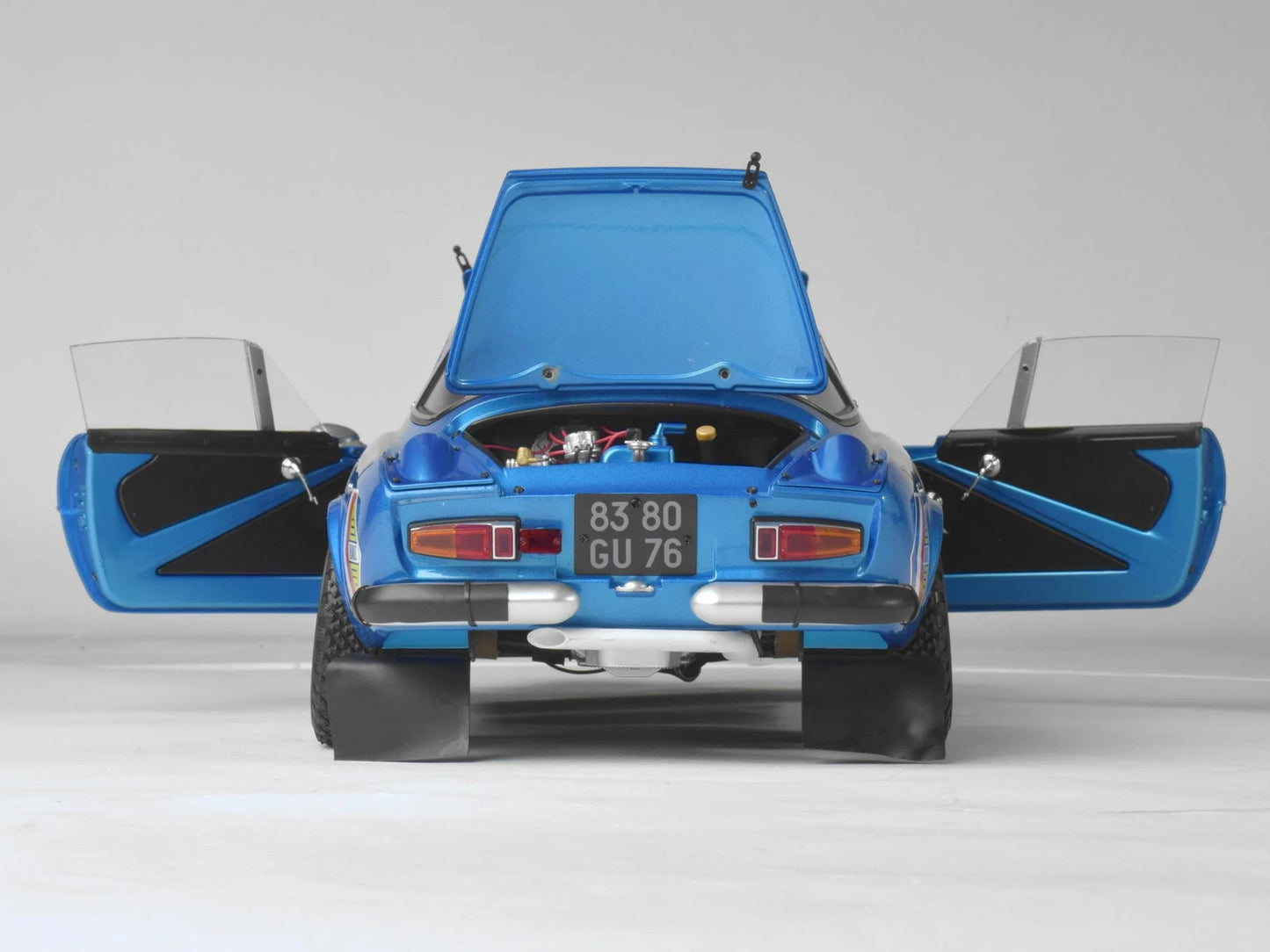 IXO Collections - Alpine A110 1600 S Rally 1/8 Scale Metal & Plastic Kit (Plain White Box) - IXCALPFK - Product Image