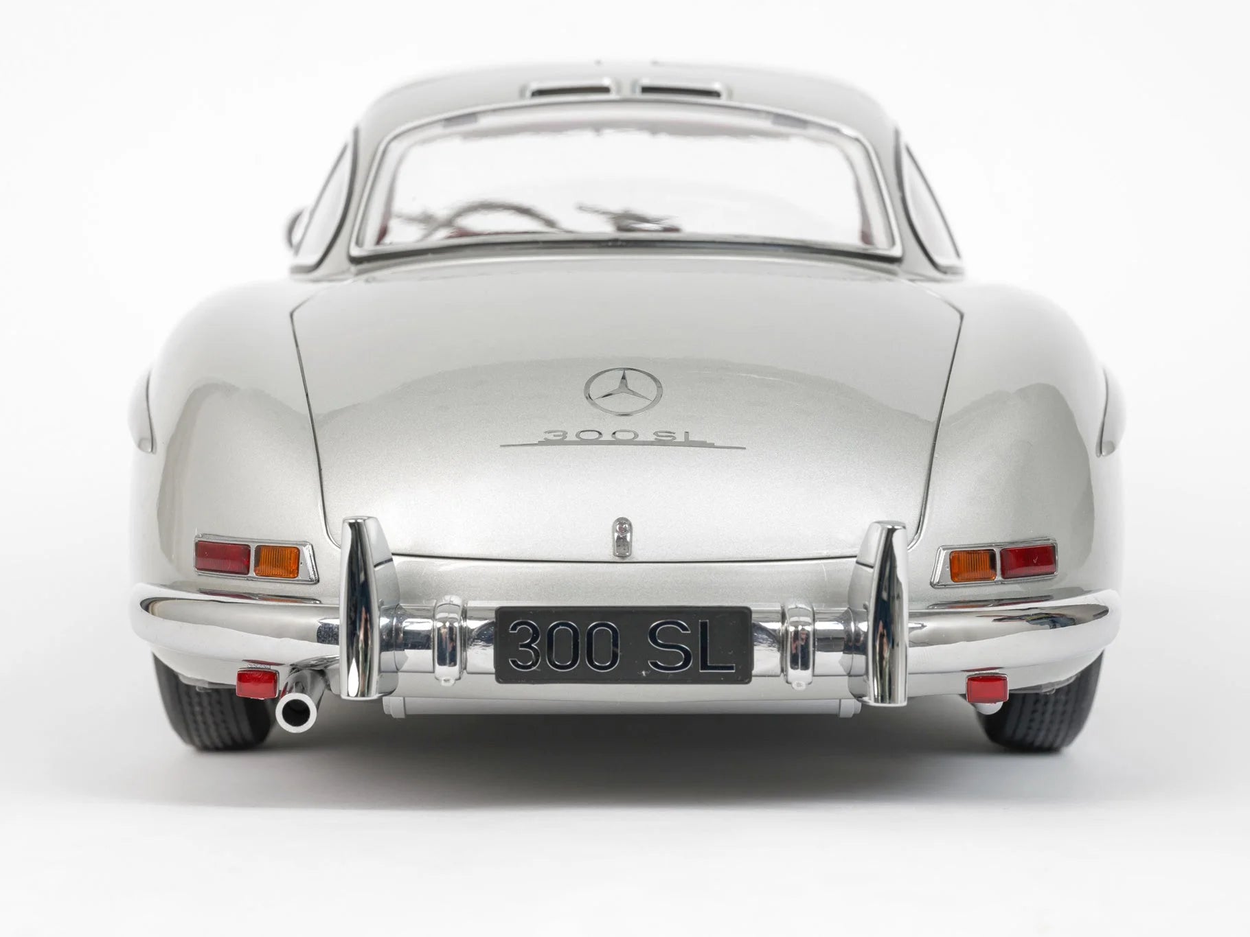 IXO Collections - Mercedes 300 SL Silver 1/8 Scale Metal & Plastic Kit - IXCMBCFK - Product Image