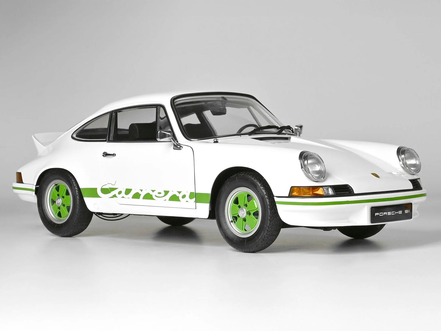 IXO Collections - White Porsche 911 Carsrera RS 2.7 1/8 Scale Metal & Plastic Kit - IXC911FKW - Product Image