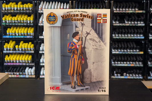 ICM Figures 1/16 - Vatican Swiss Guard 1/16 Figure - ICM16002