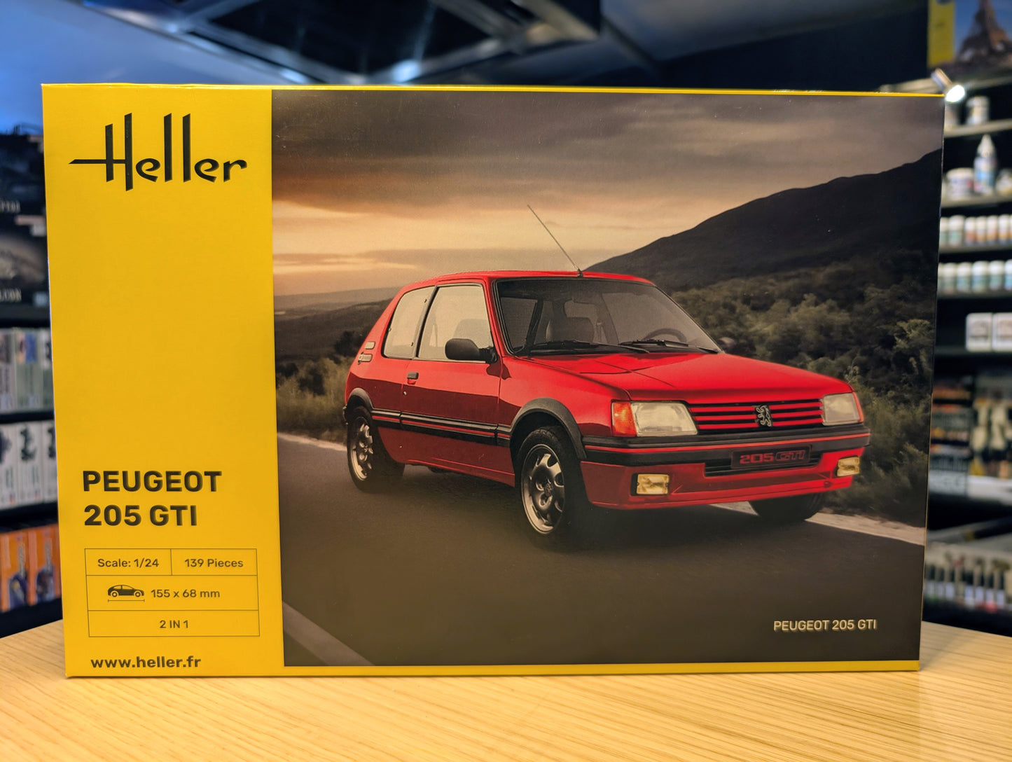 1/24 Heller - Peugeot 205 GTI 82705