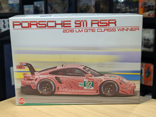 NUNU 1/24 Cars - Porsche 911 992 LM 18 Pink Pig - NU24040