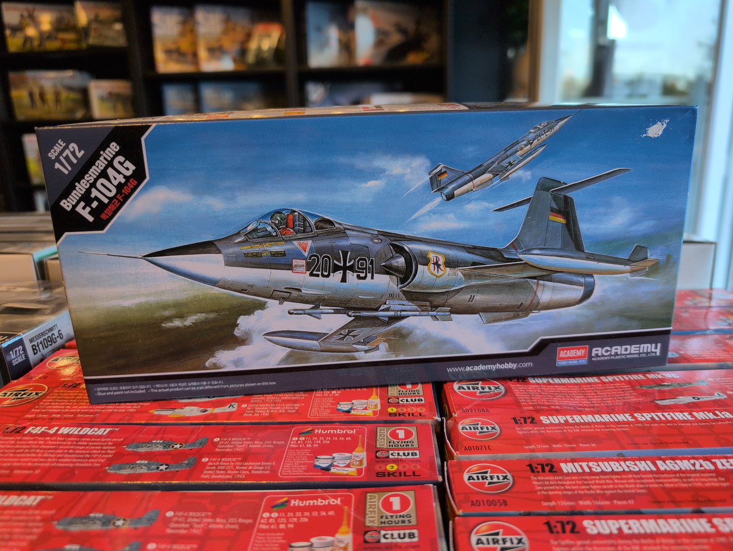 1/72 Academy - F-104G Starfighter Fighter Aircraft