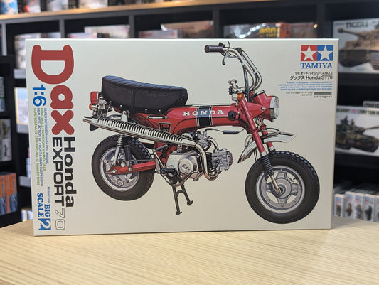 Tamiya 1/6 Bikes - 1/6 Dax Honda EXPORT 70 - 16002