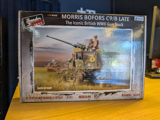 1/35 Thunder Model -  Morris Bofors C9/B Late British WWII Gun Truck