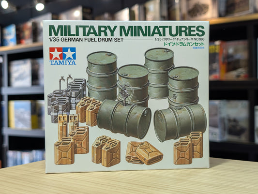 Tamiya 1/35 Military - German Fuel Drums & Jerry Cans Set - 35186