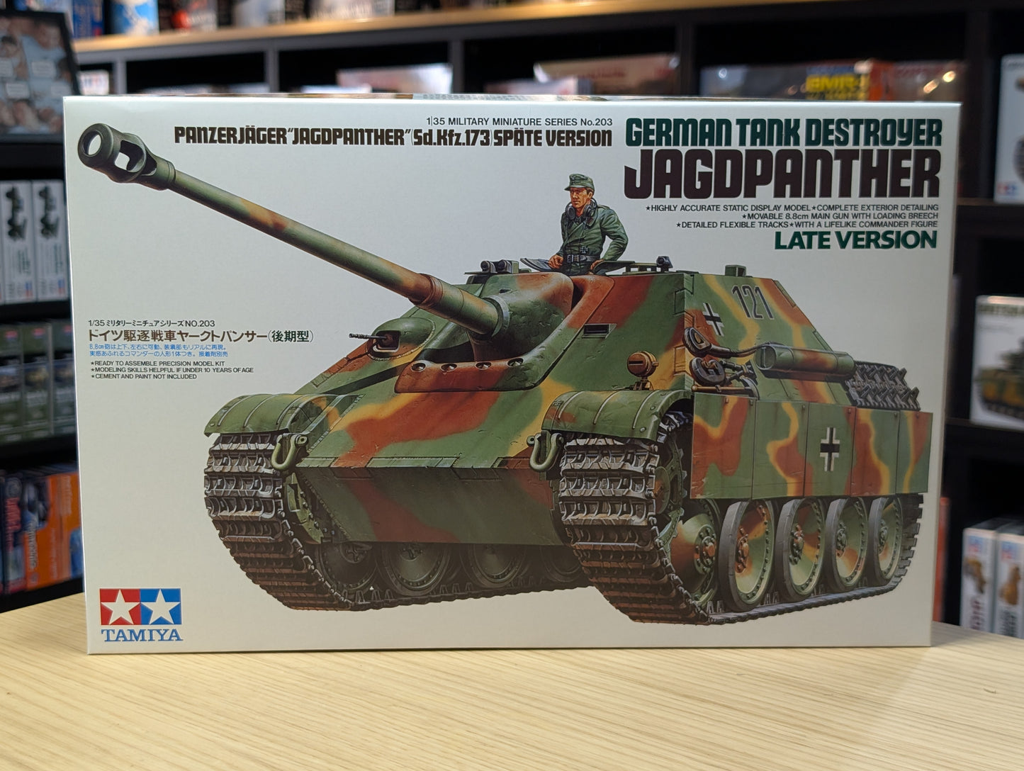 Tamiya 1/35 Military - German Jagdpanther L.V. - 35203