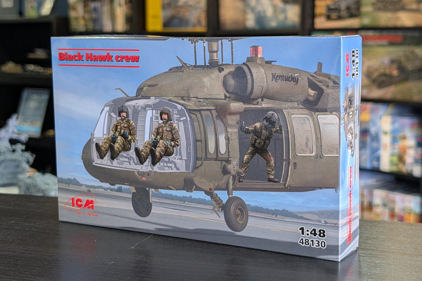 ICM Aircraft 1/48 - Black Hawk Helicopter Crew (3 Figures) - ICM48130