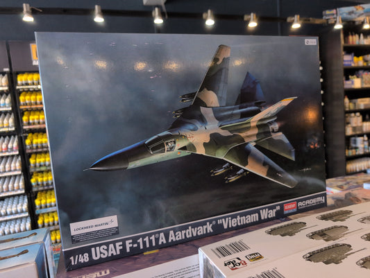 1/48 Academy - USAF F-111A Aardvaak "Vietnam War" swing-wing bomber