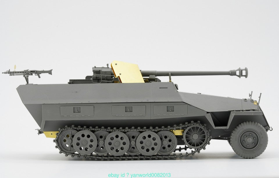 1/35 Border Model - Sd.Kfz251 Pakwagen (PRE-ORDER SUMMER 2025)