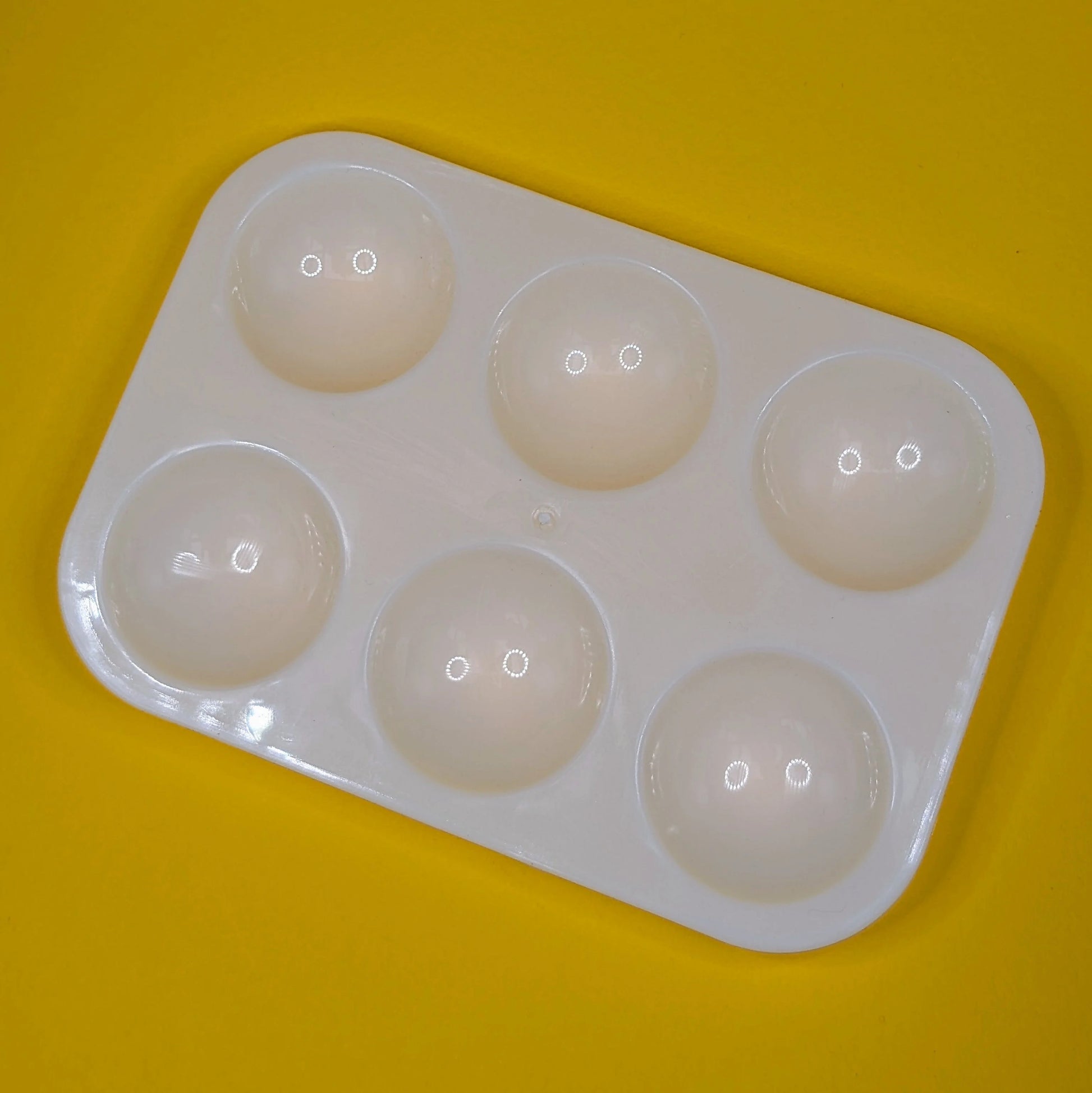 Single 6 Well Plastic Mixing Palette - Product Image