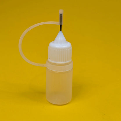 Single Plastic Dropper Bottles w/Fine Application Needle - Product Image