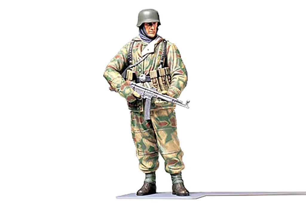 Tamiya 1/16 Military - WWII German Infantryman - 36304 - Product Image