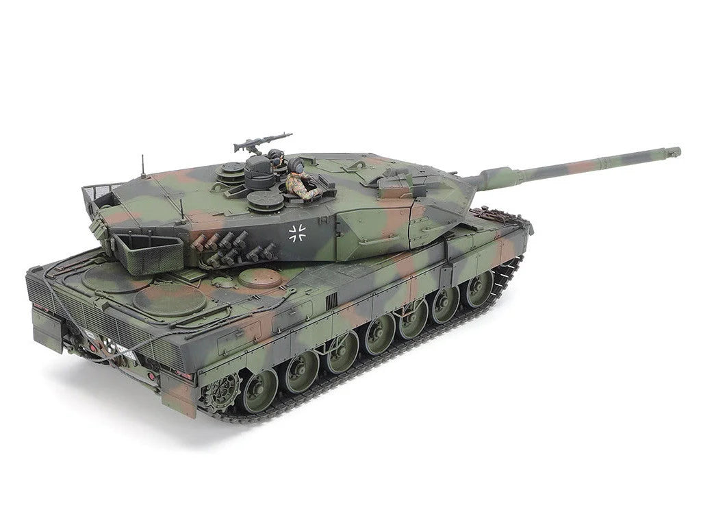 Tamiya 1/35 Military - 1/35 Leopard 2 A6 Main Battle Tank - 35271 - Product Image