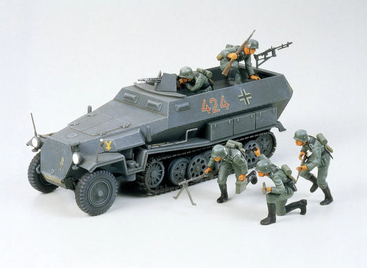 Tamiya 1/35 Military - German Hanomag Sd.Kfz.251/1 - 35020 - Product Image