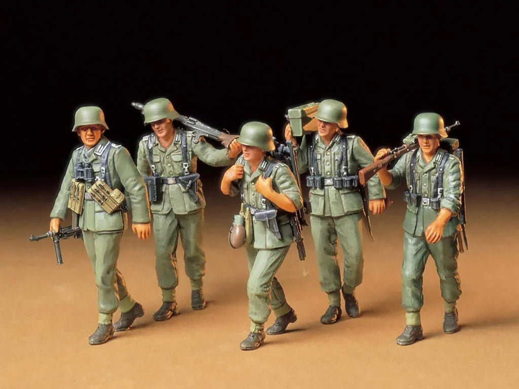 Tamiya 1/35 Military - German Machine Gun Crew - 35184 - Product Image