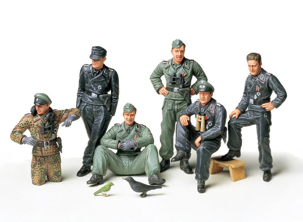 Tamiya 1/35 Military - German Tank Crew At Rest - 35201 - Product Image