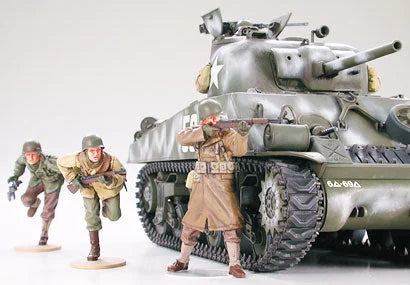 Tamiya 1/35 Military - M4A3 Sherman 75mm Gun Late - 35250 - Product Image