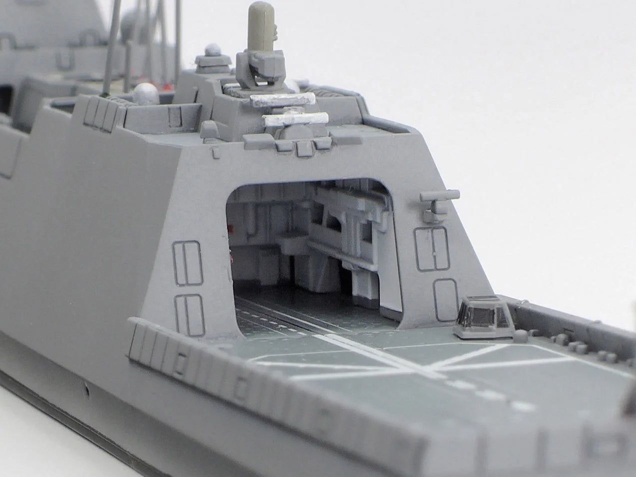 Tamiya 1/700 Ships - 1/700 FFM-1 MOGAMI   - 31037 - Product Image